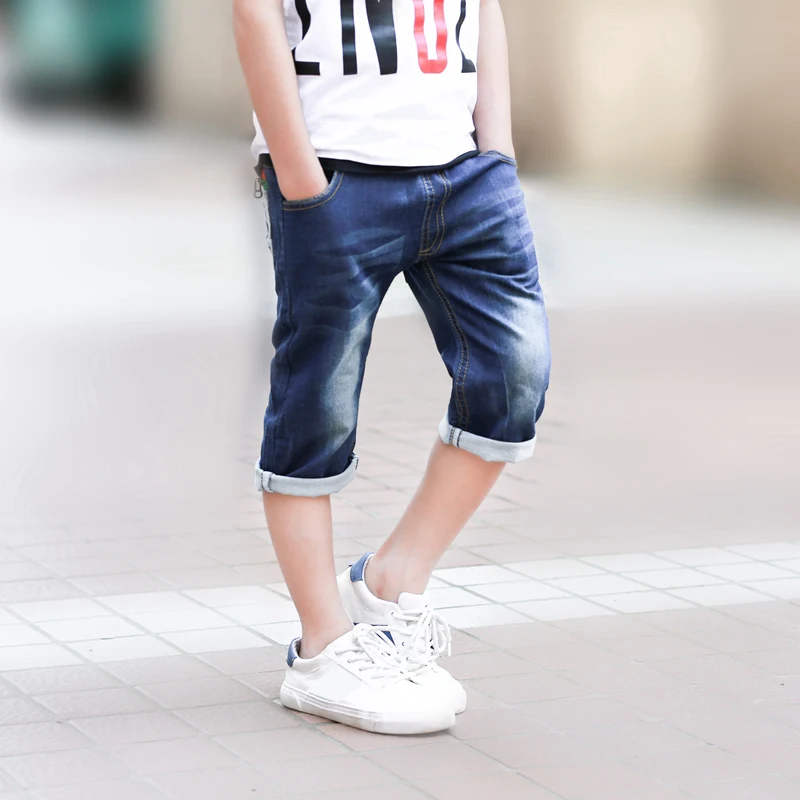 DIIMUU/летние джинсы для мальчиков; повседневные потертые Капри для подростков; детские джинсовые штаны с карманами и принтом; брюки для мальчиков; одежда От 4 до 8 лет