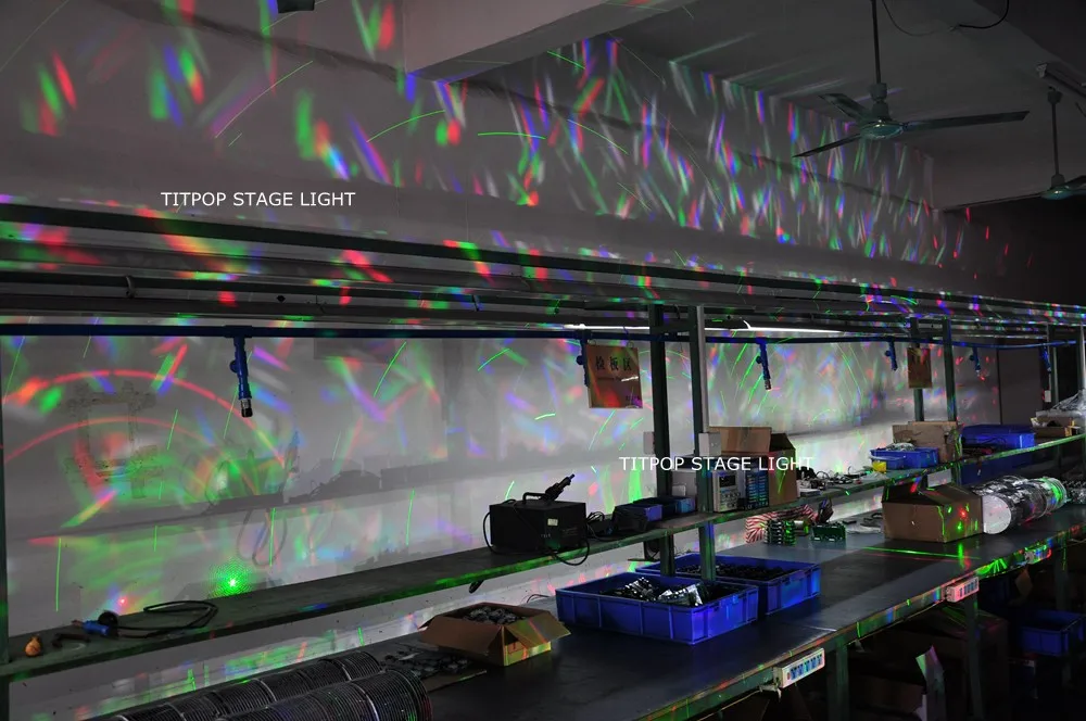 Бесплатная доставка TP-E05 LED колонии сценический эффект света LED белый Строб в сочетании с красный/зеленый лазер + RGBWA вращающейся Дерби эффект