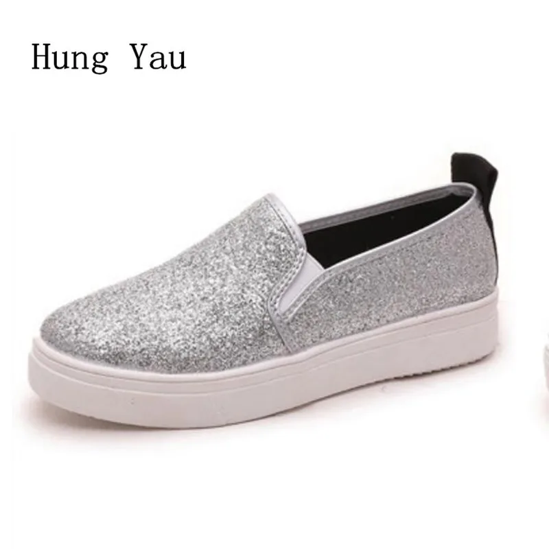 trendy flat work shoes