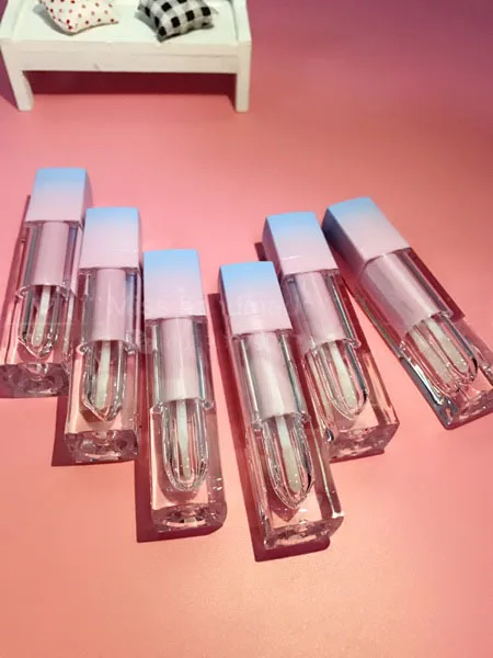 

free shipping 5ml 10/20/50pcs/lot high-grade square graduated color pink blue lip gloss / lip oil / labial glair empty tube