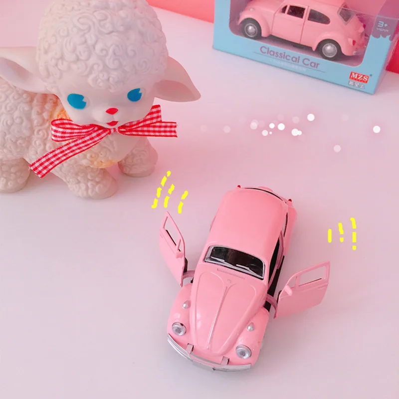 Vintage Miniature Girl's Lovely Pink Beetle Vintage Room Set Pieces For Shooting Props For Home Decoration Accessories For Kids Vintage Miniature Girl's Lovely Pink Beetle Vintage Room Set Pieces For Shooting Props For Home Decoration Accessories For Kids