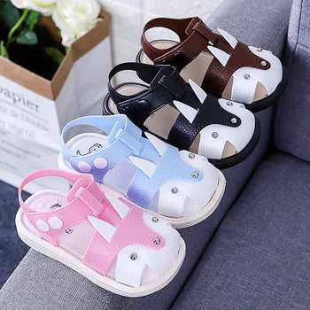 

New Summer Boys'and Girls' Baby Shoes Of 2019 Waterproof And Slip-proof Soft-soled Walking Shoes With Covered Heads And Sandals