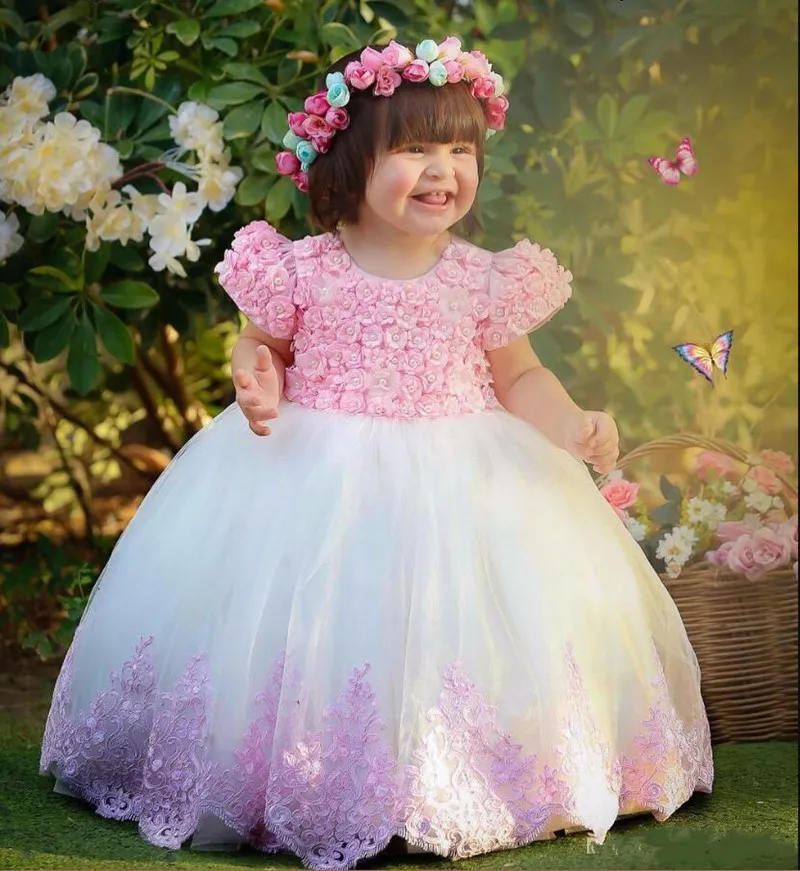 Mooie Bloem Bloemenmeisje Jurk met 3D Bloemen Applicaties Parels Zipper Terug Korte Mouwen Meisjes Pageant Jurken Custom Made Mooie Bloem Bloemenmeisje Jurk met 3D Bloemen Applicaties Parels Zipper Terug Korte Mouwen Meisjes Pageant Jurken Custom Made