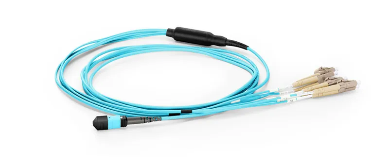 10-метровый MTP Female to 4 LC UPC дуплексный 8-волоконный многомодовый кабель OM3 50/125 |
