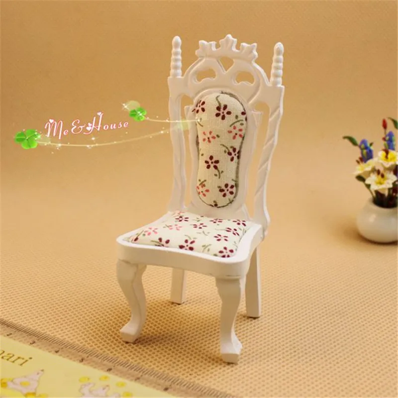 1:12 wooden miniature chair for Dolls dollhouse furniture toy mini chair model pretend play toys for girls children kids gifts 1:12 wooden miniature chair for Dolls dollhouse furniture toy mini chair model pretend play toys for girls children kids gifts