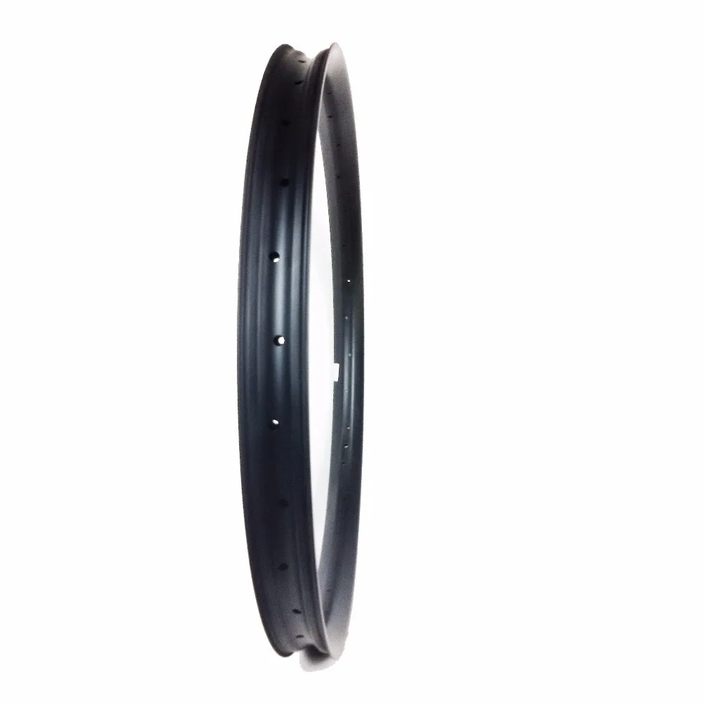 Chinese Mtb 29er Bead Hookless Carbon Wheel Ultralight Mountain Bike Rm 40mm Wide Clincher Tubeless Compatible Cross Country XC