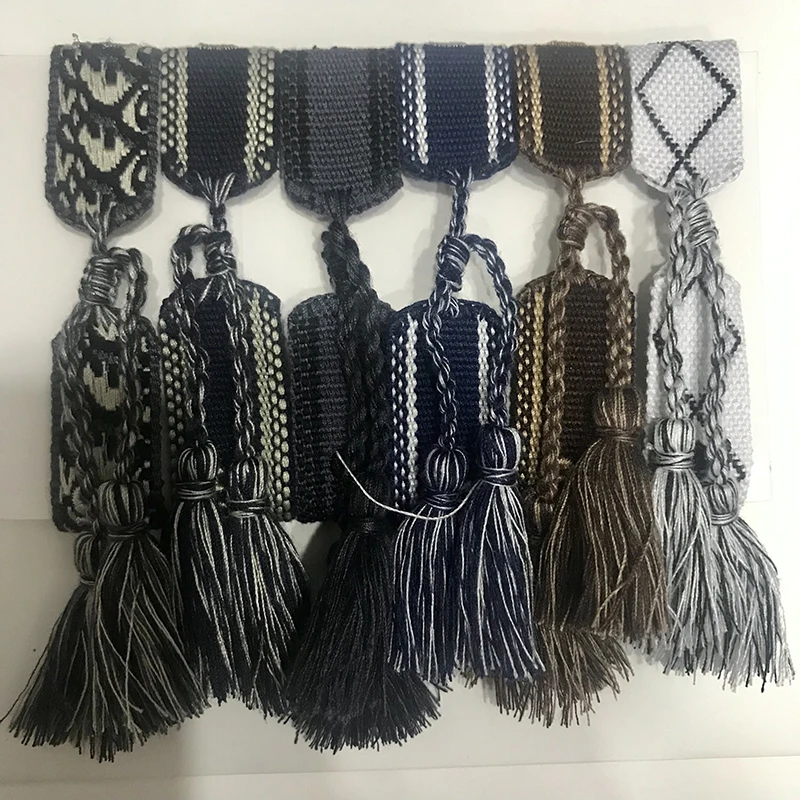 

Fashion Hot Branding Hand Strap Luxury Vintage Hand Strap Bracelet Party Multicolor Letter Bracelet Ladies Jewelry For wemen