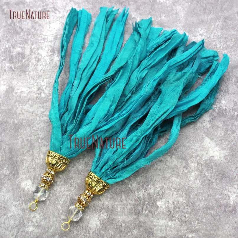 20181129-PM20066-Half Moon Tassels Silk Sari Antique Gold Pendant_2