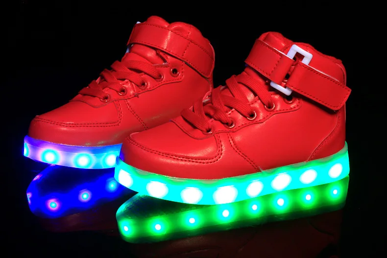 Size 25-37 Children LED Shoes Baskets Boys Girls Glowing Luminous Sneakers with Light Sole Kids Light Up Sneakers LED Slippers
