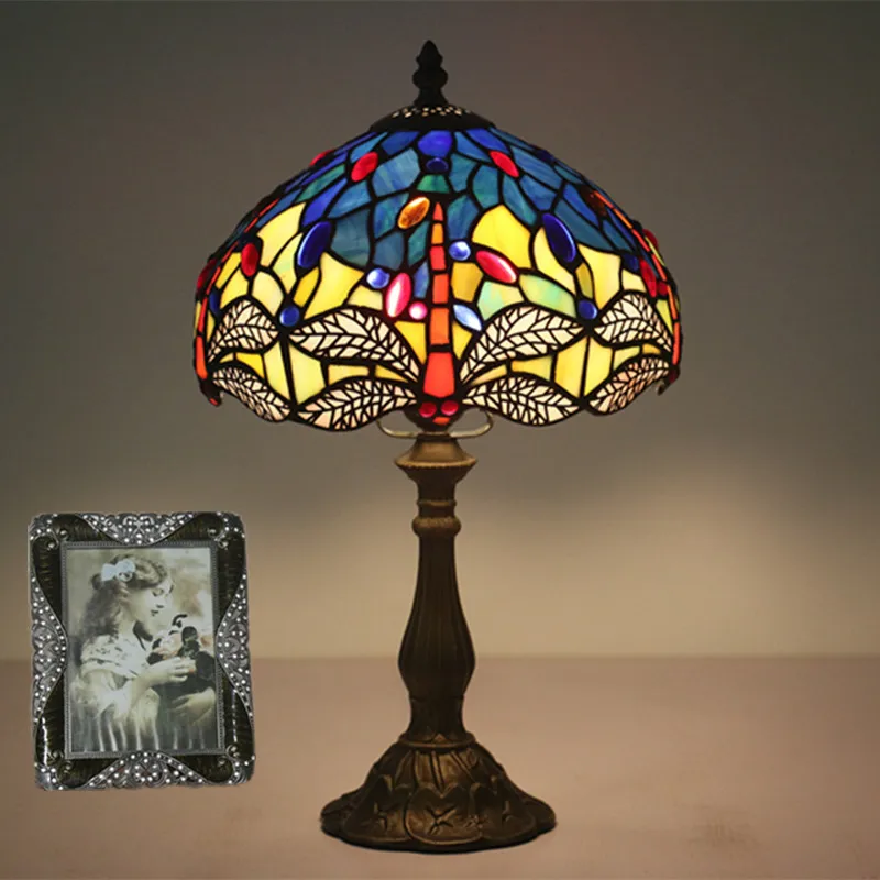 

Europe Retro Creative Table Lamps Dragonfly Pattern Stained Glass Lampshade Table Lamps Zinc Alloy Material Table Lamps In Room