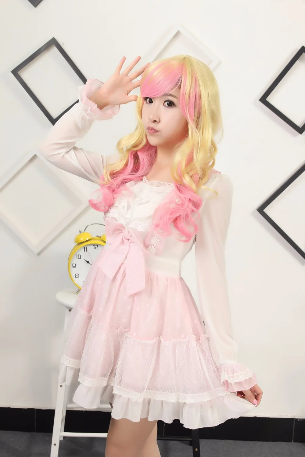Lovely Long Wavy Curly Anime Wig Light Blonde And Pink Highlights