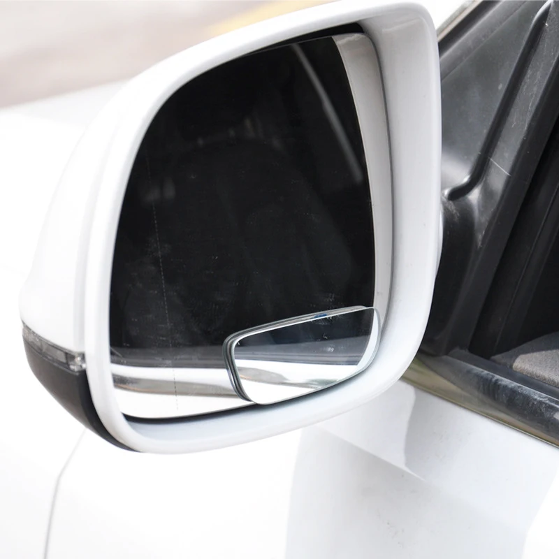 3331935498_598339142