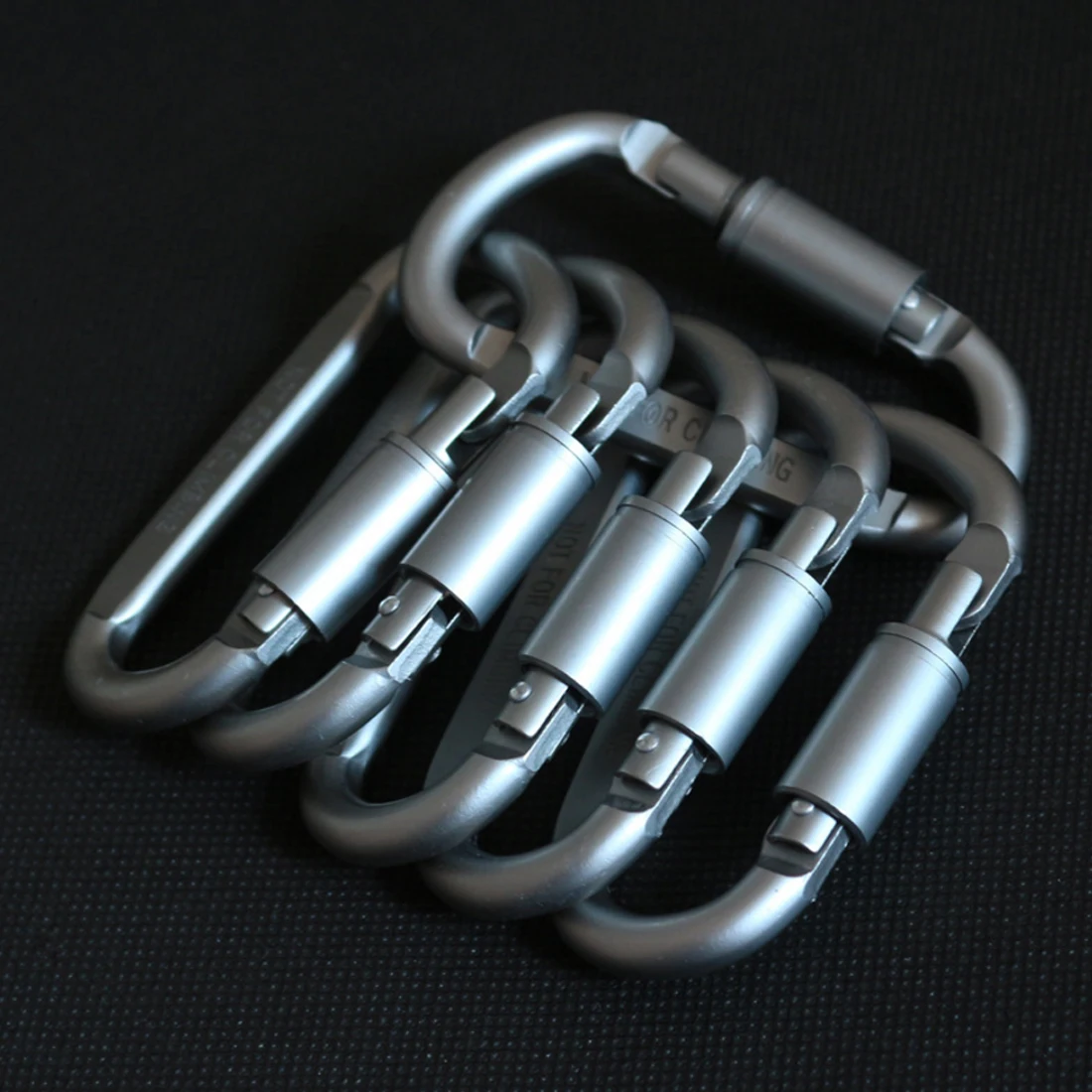 

1pcs Outdoor Camping Equipment Aluminum Hunting Equipment Survival Kit Lock Mountain Travel Accessories