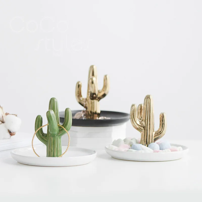 5  Ceramic jewelry dish    (3)