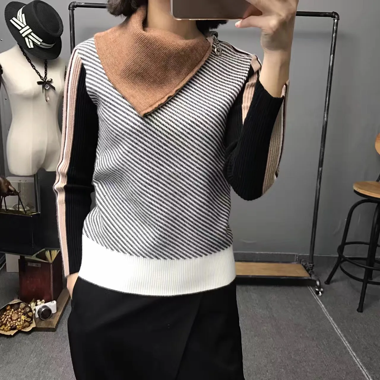 2017 New New Arrival Fashion Microfiber Full Pullover font b Men b font Side Downneck Female