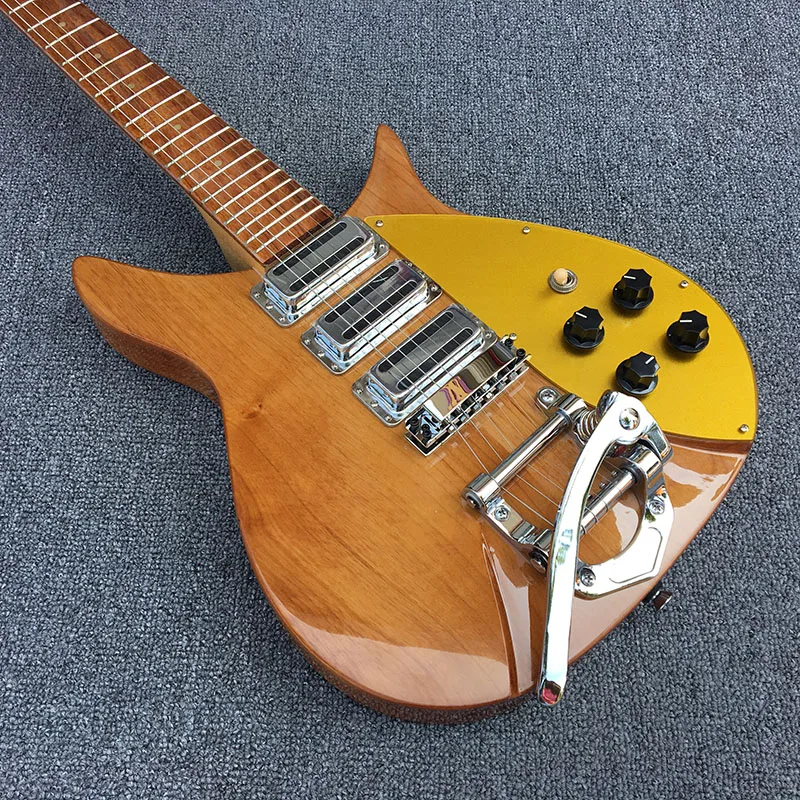 

2019 High quality R325 style electric guitar, two alder bodies, maple's guitar neck, Korean production of three pickup