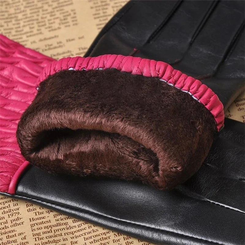 Brand Genuine Leather Gloves High Quality  Women  Sheepskin Gloves Two Tone Winter Plus Velvet Finger Driving Glove L150NC