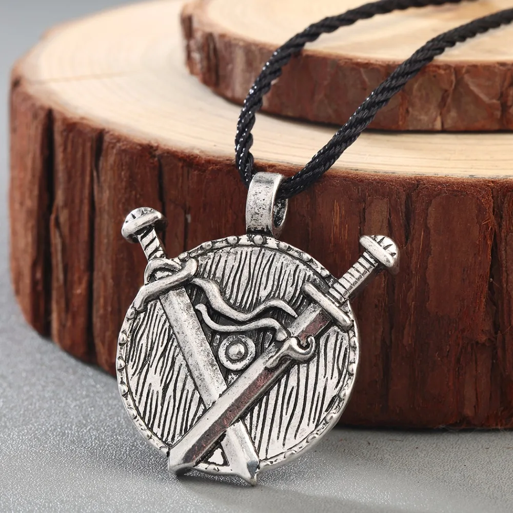 Davitu Trendy Men Pendants & Necklaces 316L Stainless Steel Irish Viking Triquetra Symbol Women Necklace Mystic Jewelry Gift Metal Color: SCQG0052, Length: 50cm