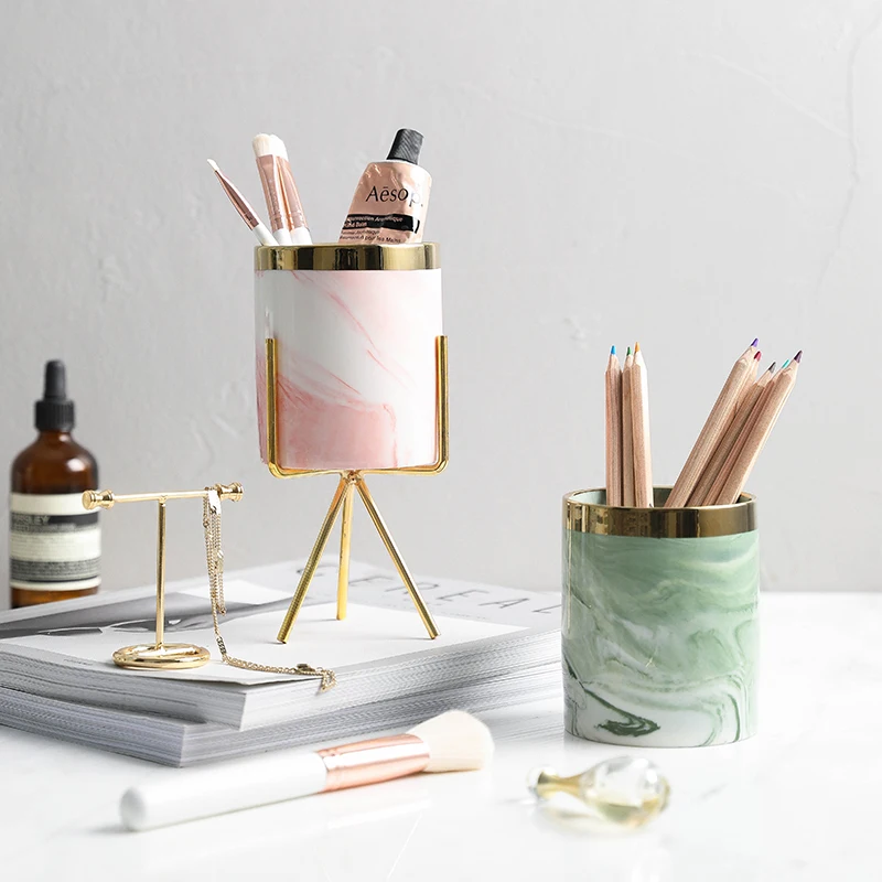 

Nordic Style Creative Ceramic Pen Container Gold Plating Storage Box with Metal Holder Kitchen Utensils Box Desk Organizer
