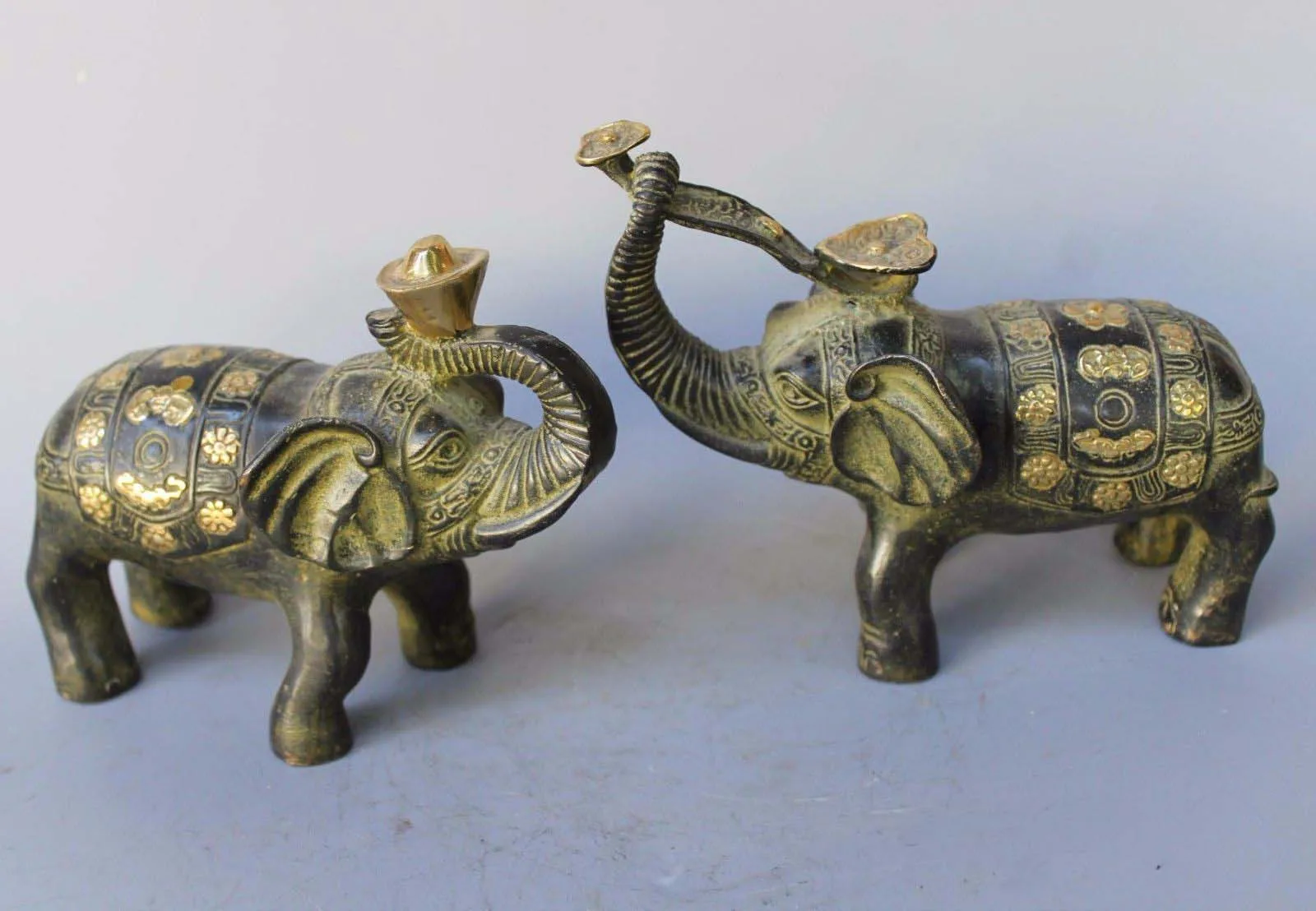 

5'' China bronze Gilt Feng Shui Lucky Elephant Ingot Ruyi Statue A pair