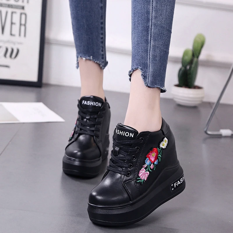 New-Winter-Ankle-Boots-High-Heels-Platform-Leather-Woman-Boots-Wedge-Sneakers-Women-Vintage-Embroidery-Footwear (3)