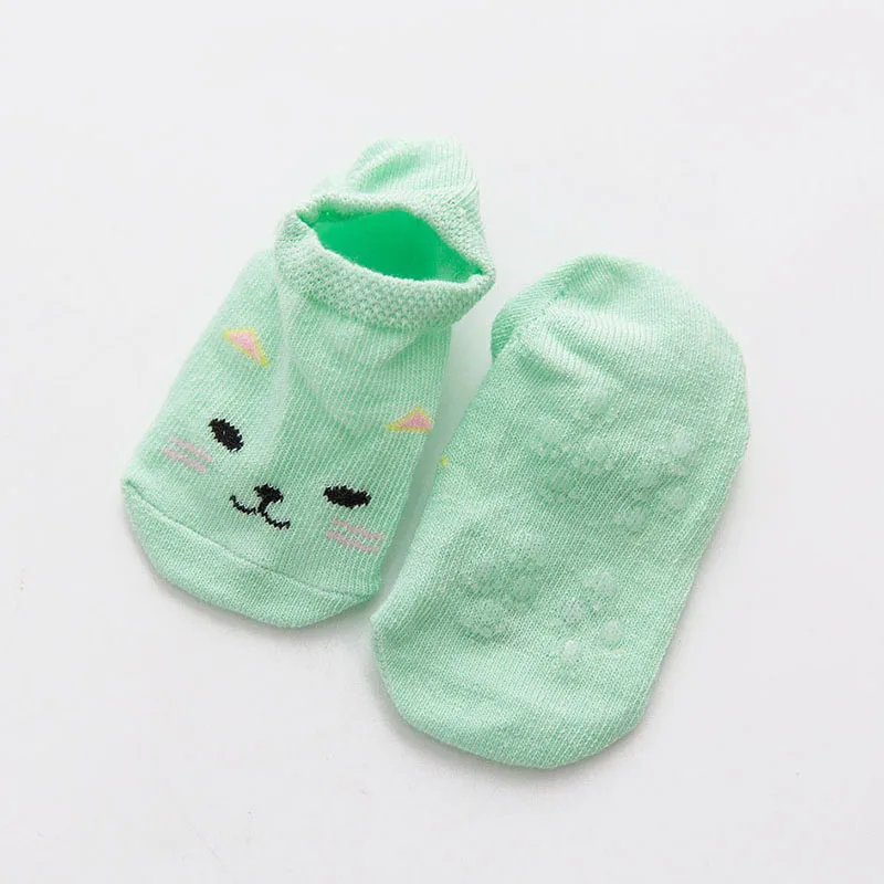 Новые короткие носки для малышей с героями мультфильмов хлопковые носки для новорожденных мальчиков и девочек с резиновой подошвой, нескользящие носки для малышей, носки-тапочки для младенцев, Sokken