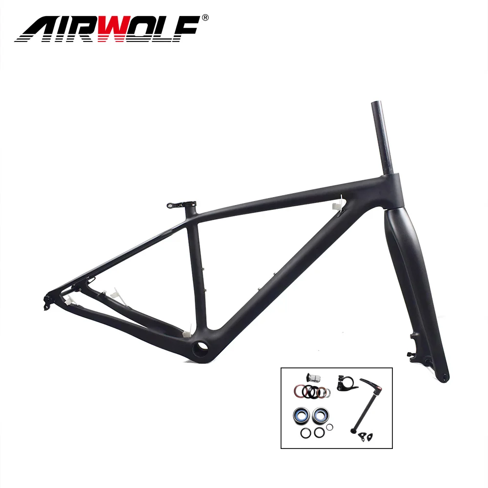 

2018 New 29er plus carbon frame,110*15 fork with 148*12mm rear boost mountain bike for 2.4' tyre carbon mtb frame
