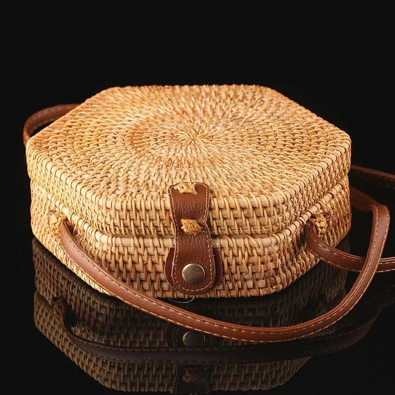 اليد-المنسوجة الصيف اليد-المنسوجة كيس الروطان التطريز الكتف Crossbody أكياس الشاطئ القش حقيبة البوهيمي الحياكة سداسية حقائب اليد-المنسوجة الصيف اليد-المنسوجة كيس الروطان التطريز الكتف Crossbody أكياس الشاطئ القش حقيبة البوهيمي الحياكة سداسية حقائب