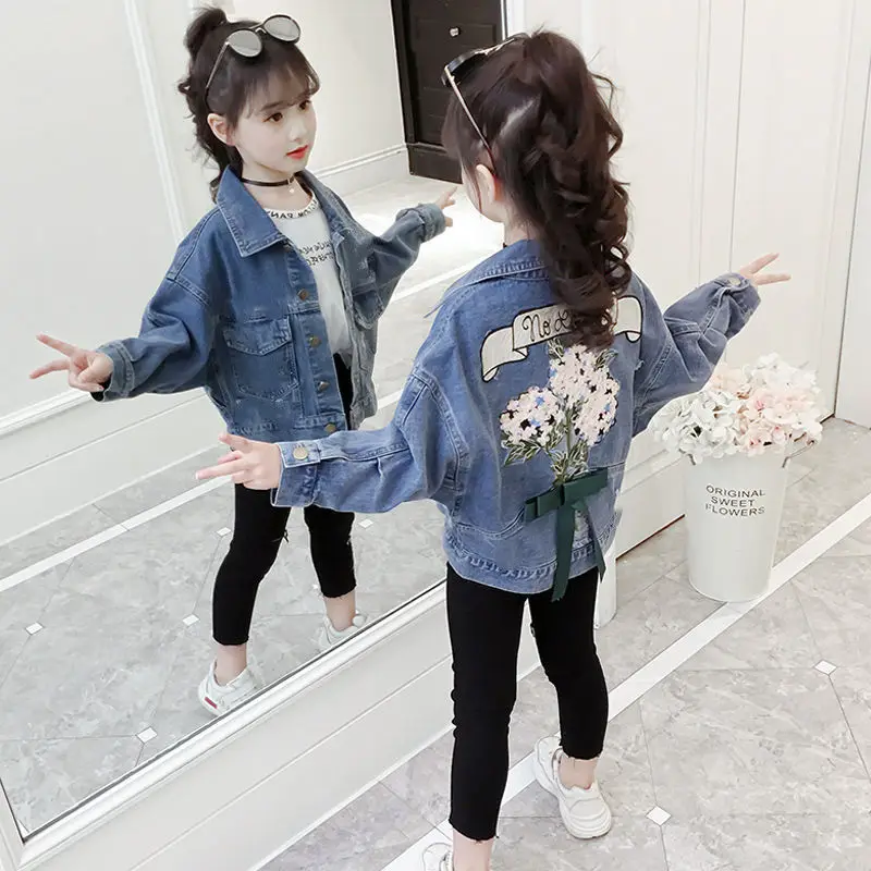 Весенне-осенняя Модная Джинсовая куртка для девочек; детское модное джинсовое пальто с потертостями и вышивкой; детская верхняя одежда с надписями; X380