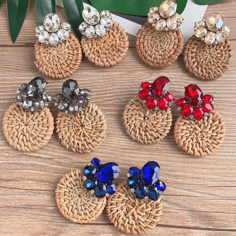 

Vintage Ethnic Crystal Geometric Long Drop Earrings For Women 2019 Bamboo Wooden Handmade Heart Dangle Earrings Fashion Jewelry