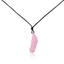 Lady moda Longo Colares Silicone Feather Forma Pingente Camisola Cadeia Colar de Jóias Mulheres Acessórios de Vestuário @ M2