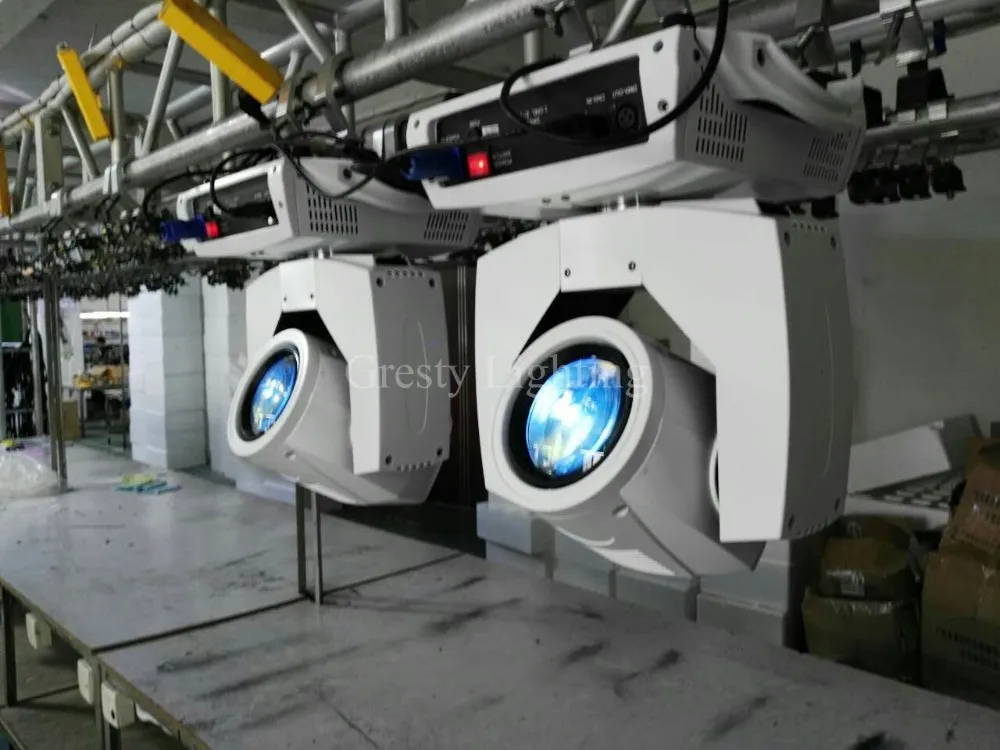 Canhão de Luz Peças de Luz Feixe de Luz Móvel de 230w Conjunto com 4 Móvel de 7r Branco Afiada Cabeçote Osram 7r 230w 5 Luzes e Iluminação