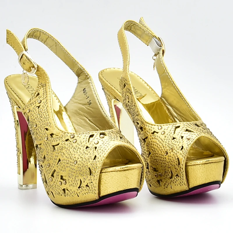 Новая модная итальянская обувь золотистого цвета с сумочкой в комплекте, женская обувь и сумка в комплекте, украшенная стразами, обувь и сумка в нигерийском стиле