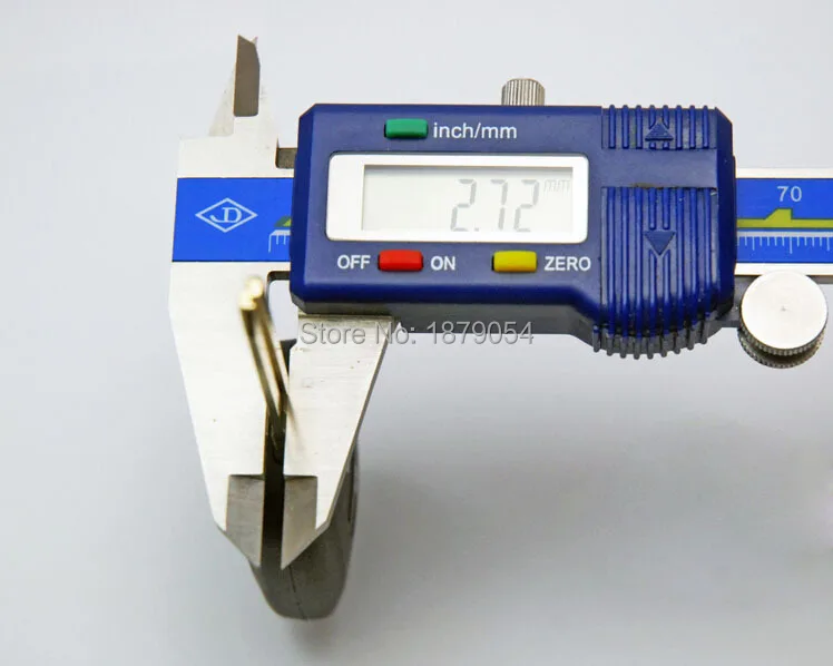 Toyota Camry 2 1 Button key shell  (5).jpg
