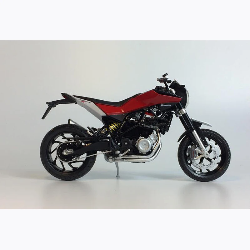 1:12 KTM Husqvarna Nuda 900 R внедорожная модель мотоцикла лучший подарок на день рождения и Рождество для коллекции