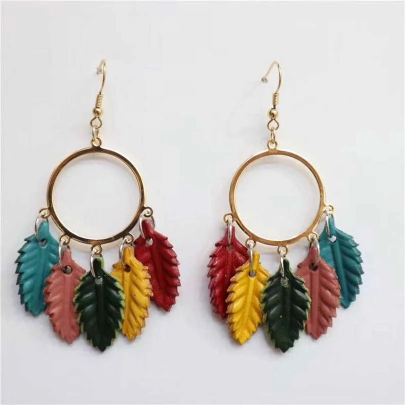 

2019 Mini Leaf Chandelier Genuine Leather Earrings Hollow Round Leaf Tassel Drop Earrings for Women Summer Jewelry Wholesale