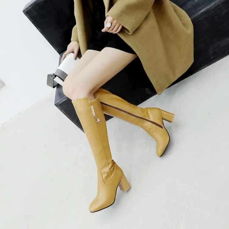 

Big Size 11 12 13 Fashion of long barrel slim boots with side zipper and buckle in Europe and America