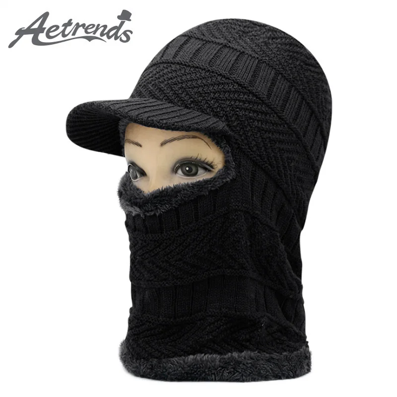 [AETRENDS] 2018 Winter Cap Women Mask Beanies with Warm Fur inside
