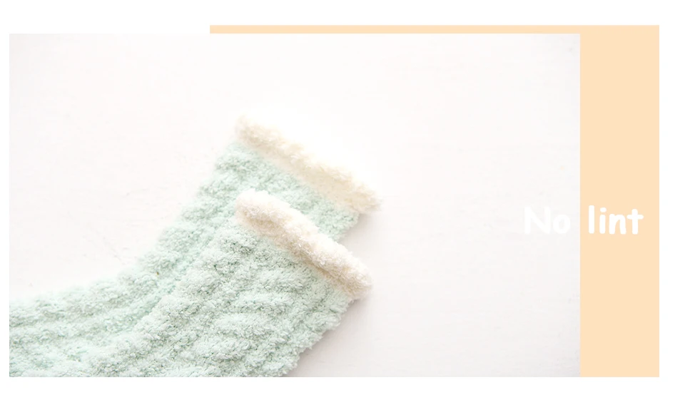 Hot adies Comfortable Winter New wWrm Bed Socks Floor Home Fluffy Candy Color Socks Coral Fleece Feet In The Tube Christmas (18)