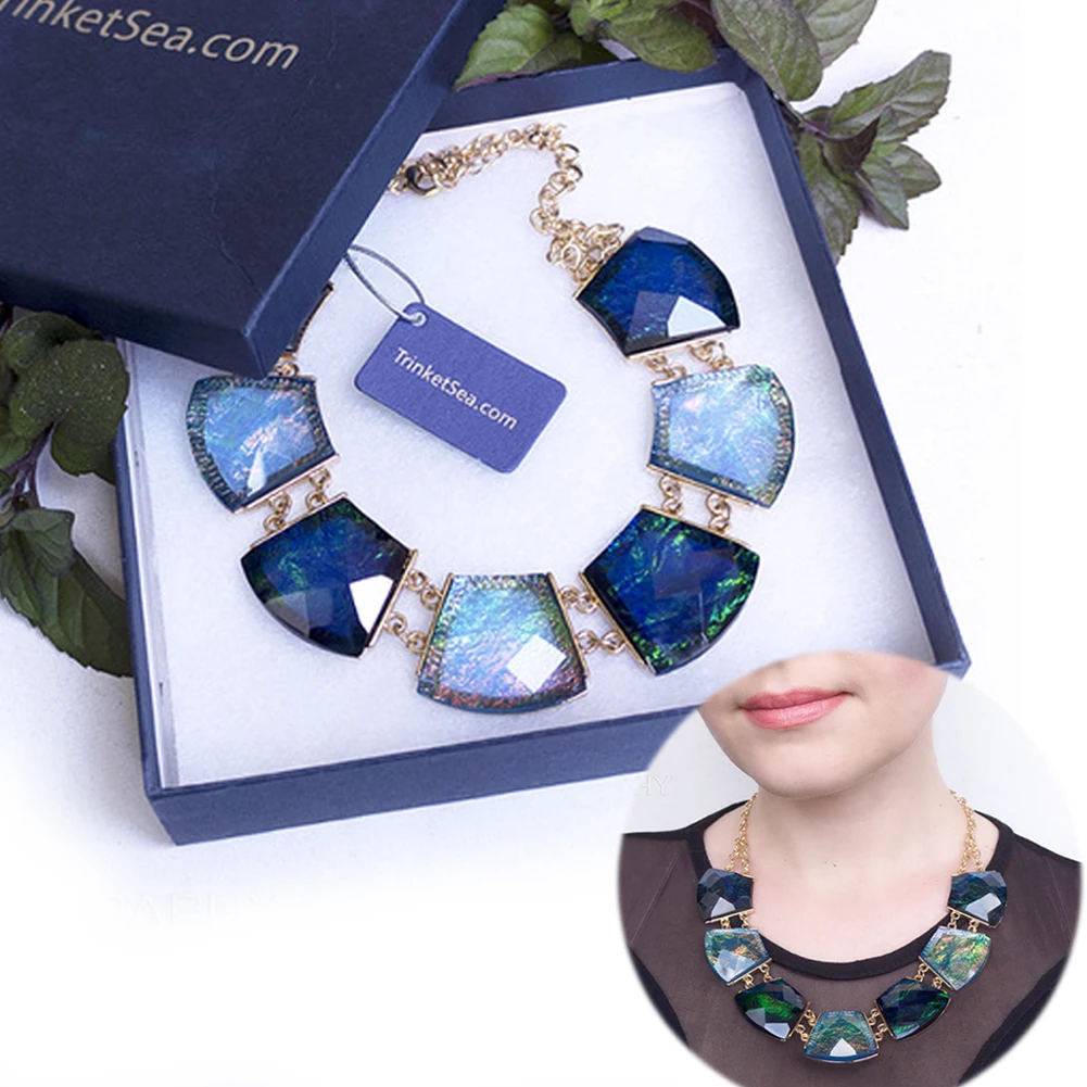 

TrinketSea Trendy Blue Crystal Charm Women Pendant Statement Necklace Short Choker Fashion Jewelry New Style Free Shipping