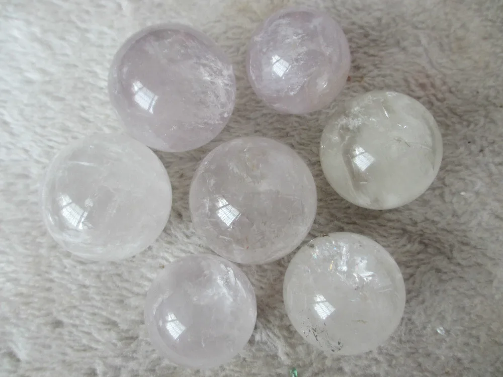 

WW 05143 7 NATURAL PRETTY QUARTZ CRYSTAL BALL HEALING