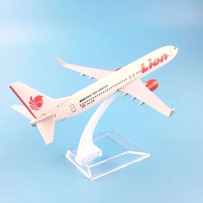 AIRLINER 16 см BOEING737 модели самолета для детей рождественских игрушек