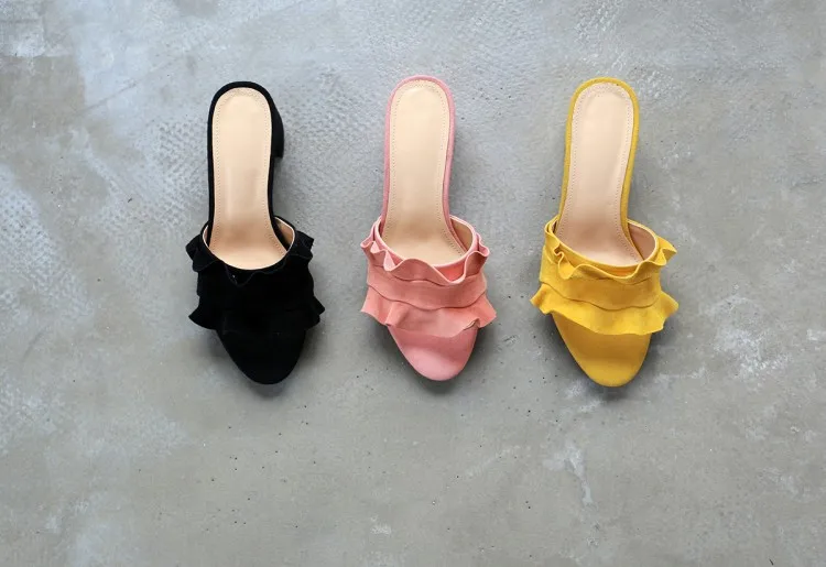 WOMEN SLIPPER 16