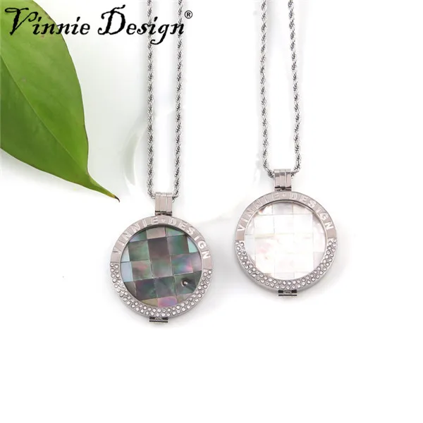

Vinnie Design Pendant Necklace with Gaudi Shell Coin,80cm Silver Soprano Chain
