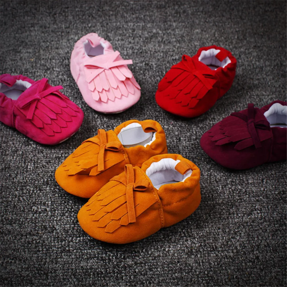 Детские пинетки для малышей, мальчиков и девочек, детская осенне-зимняя обувь из хлопка, обувь на мягкой подошве, модная S-1 с бахромой