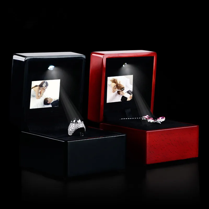 video ring box