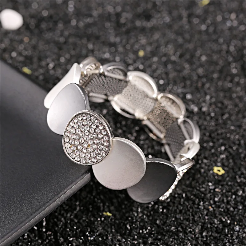 

ZI.SEN New Fashion Hot Sale Crystal Bracelet ZA Elegant Female Party Silver Statement Personality Bracelet Bangles Jewelry Gift