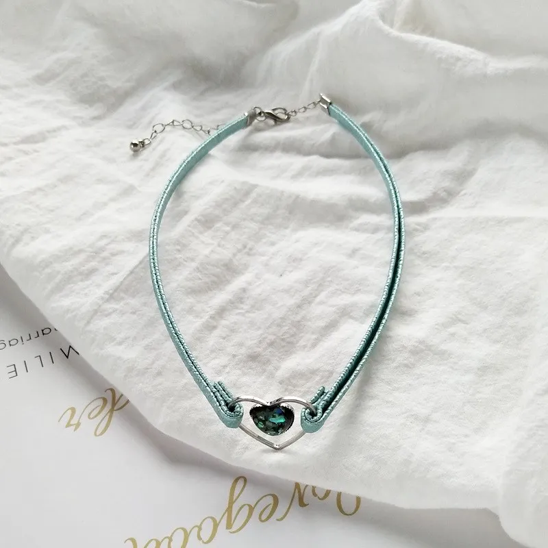 

2019 Sweet Lace Choker Harajuku Wide Collar Lovely Chocker Vintage Heart-Shape Crystal Pendant Necklace Clavicle Chain
