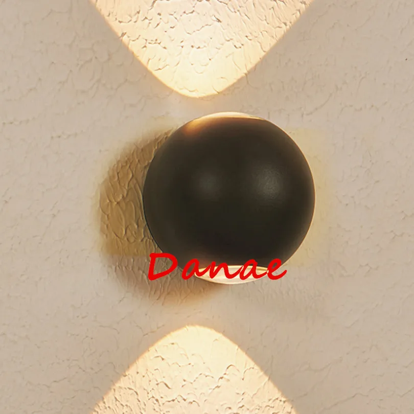Danae 11