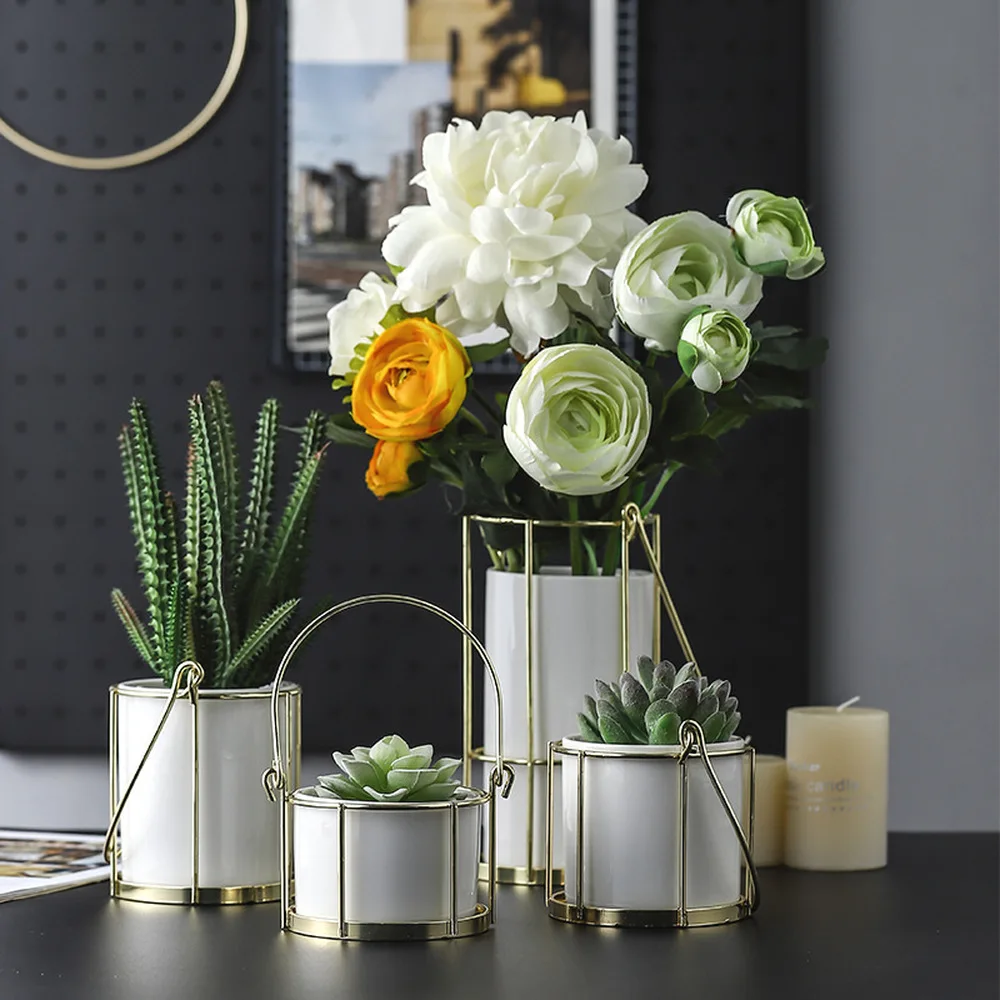 

Nordic Tabletop Minimalism Style Vase Golden Iron Ceramics Art Portable Vase Flower Pot Home Wedding Living Room Decoration